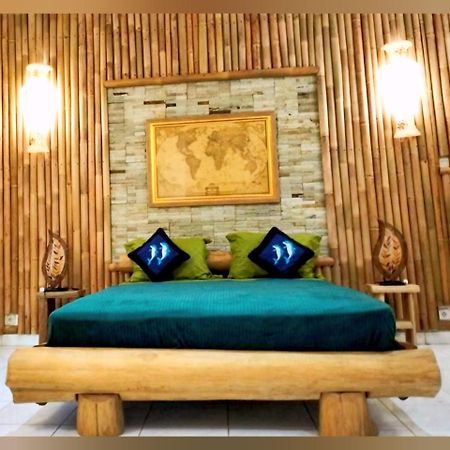 Kaia Lovina Guest House Junior Suite Ngoại thất bức ảnh